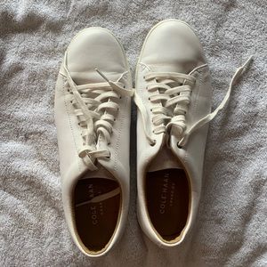 Like New Cole Haan SNEAKERS 9.5
